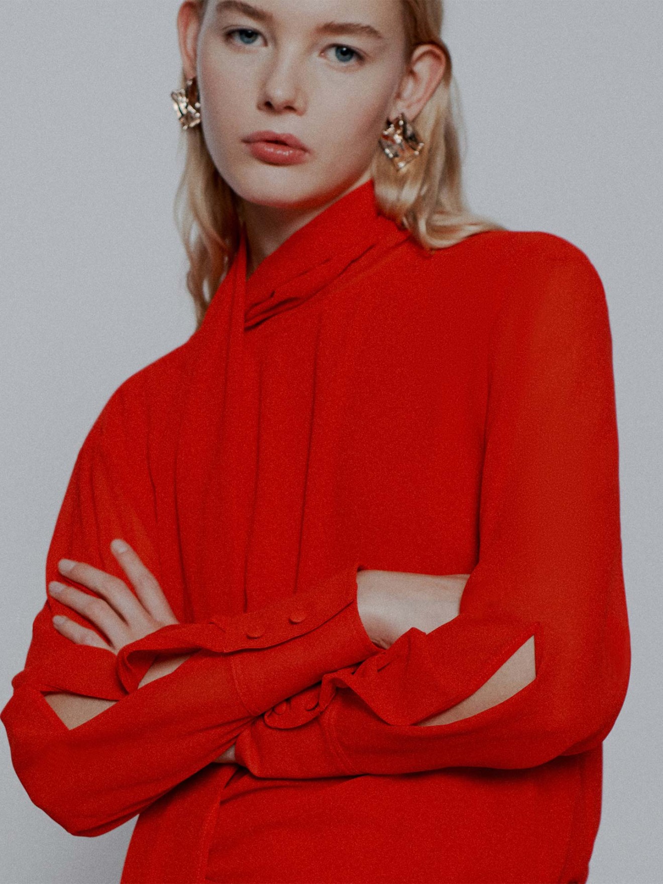 Blusa com Gola de La�o MLTCRESTA