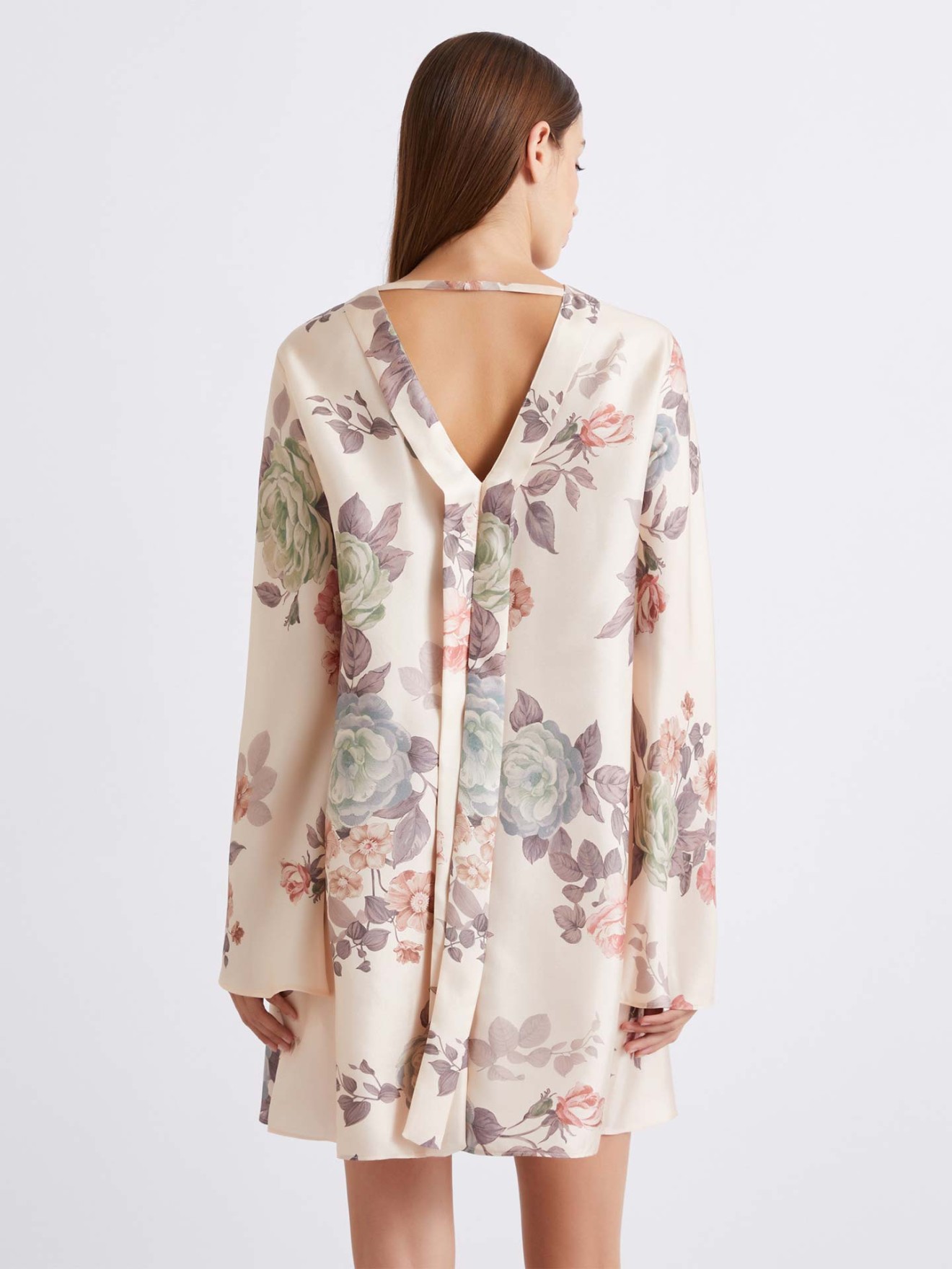 Vestido Curto Evasê MLLSAMBA