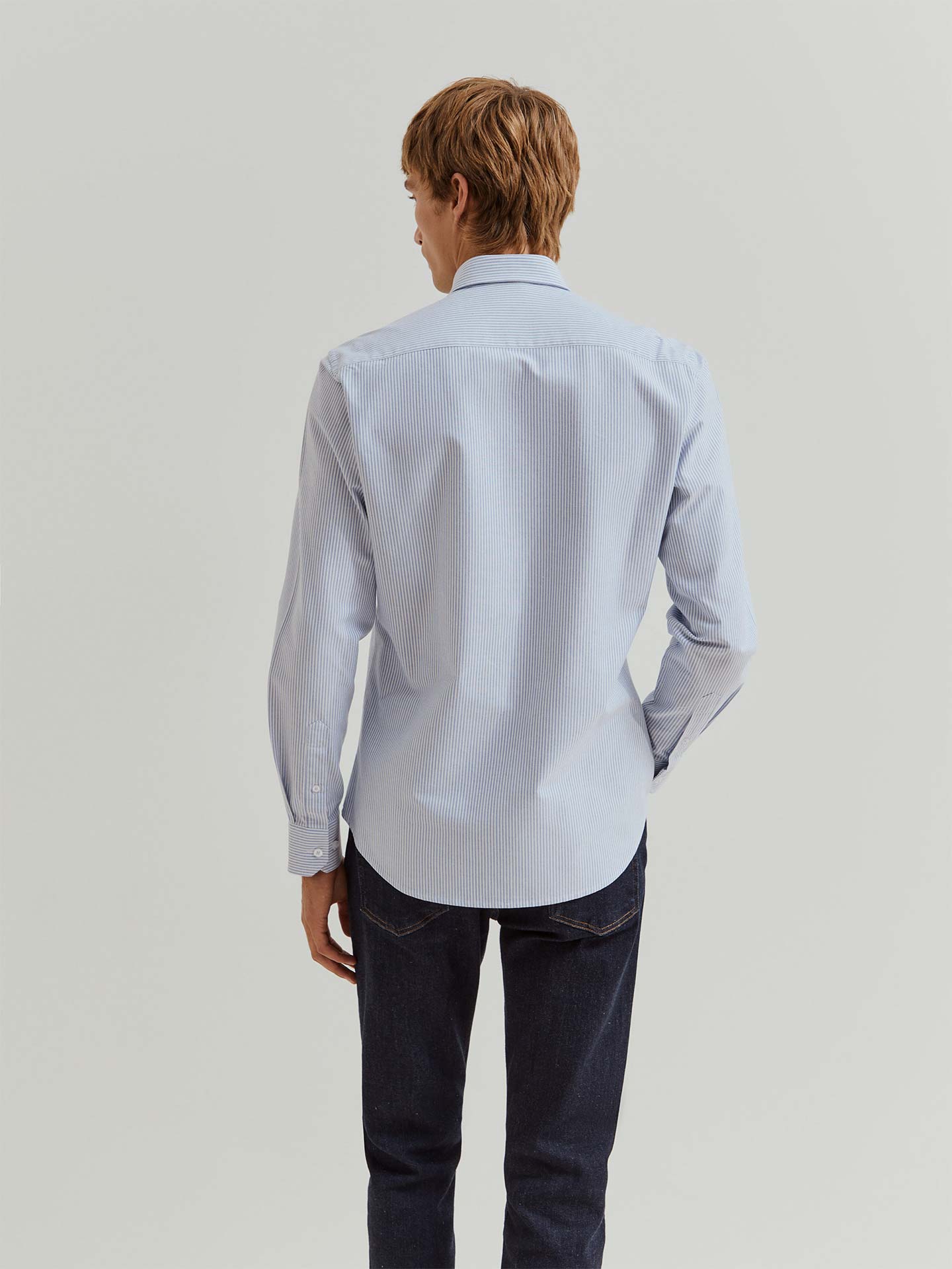 Camisa às Riscas Slim Fit