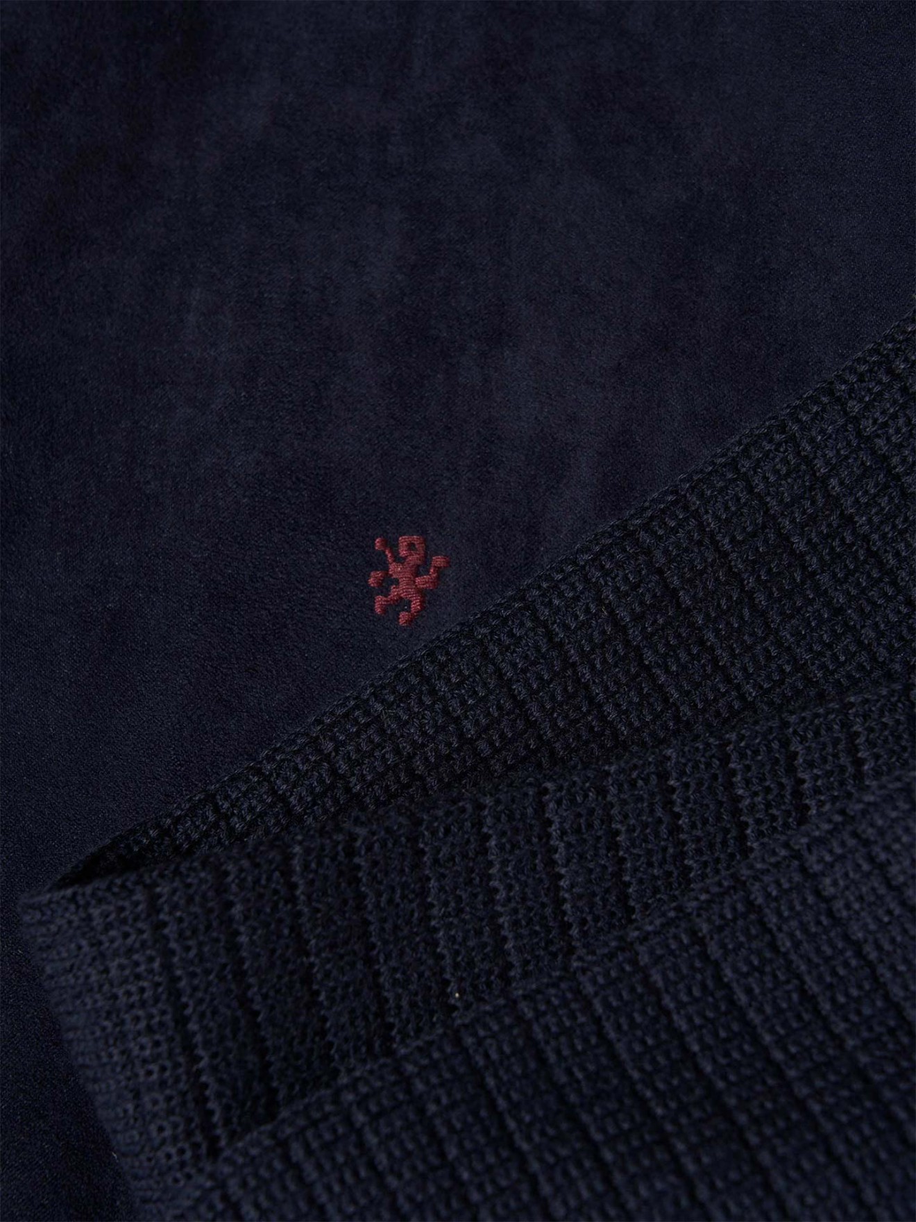 Camisola de Malha Combinada com Fecho