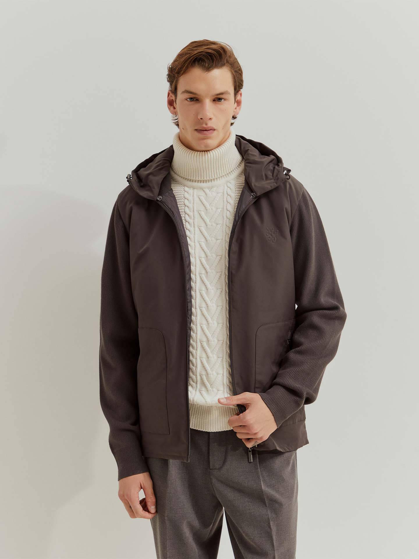 Casaco Combinado com Capuz