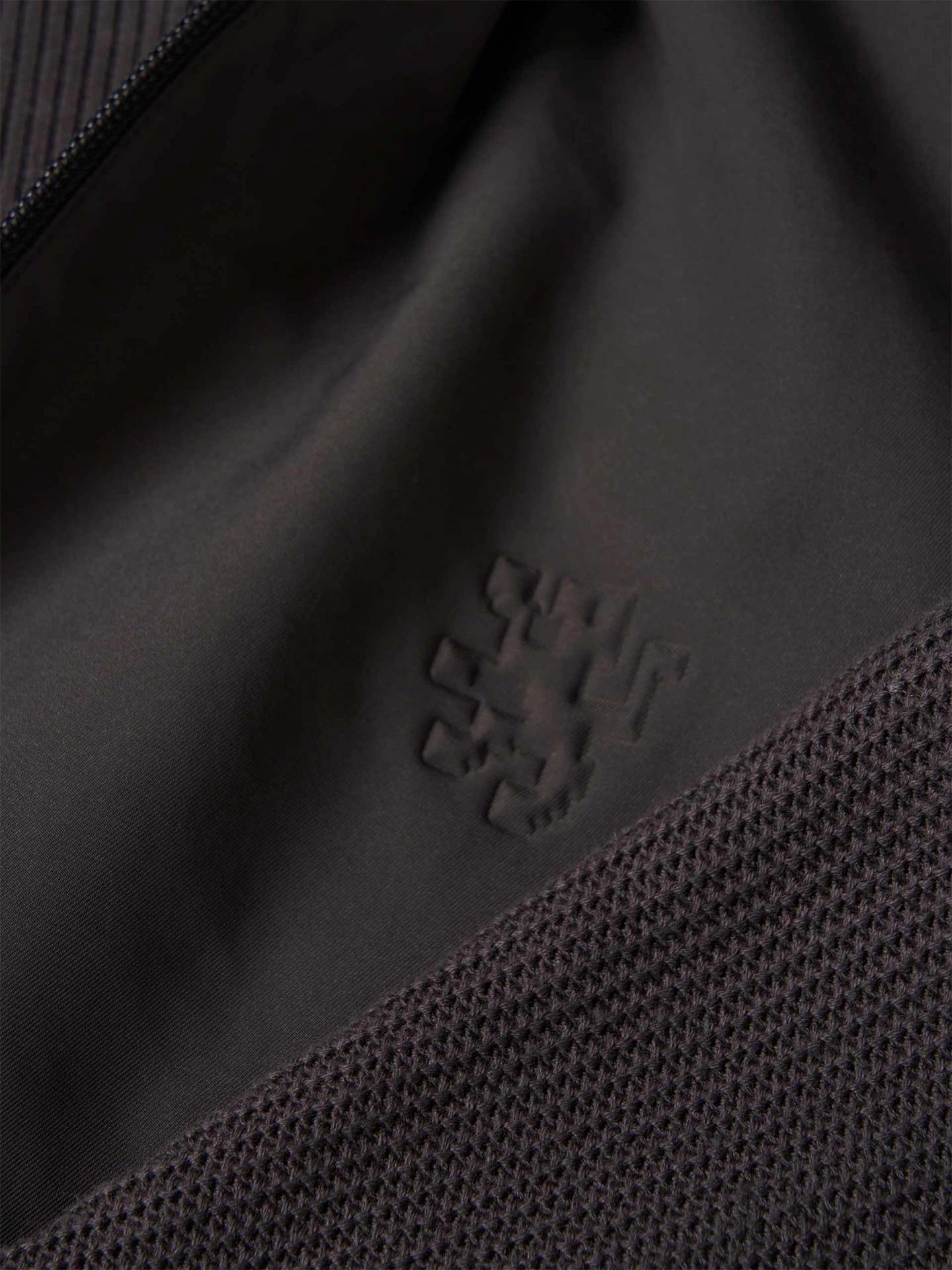 Casaco Combinado com Capuz