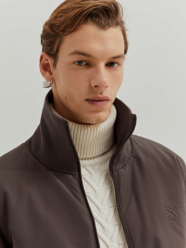 Casaco Combinado com Capuz