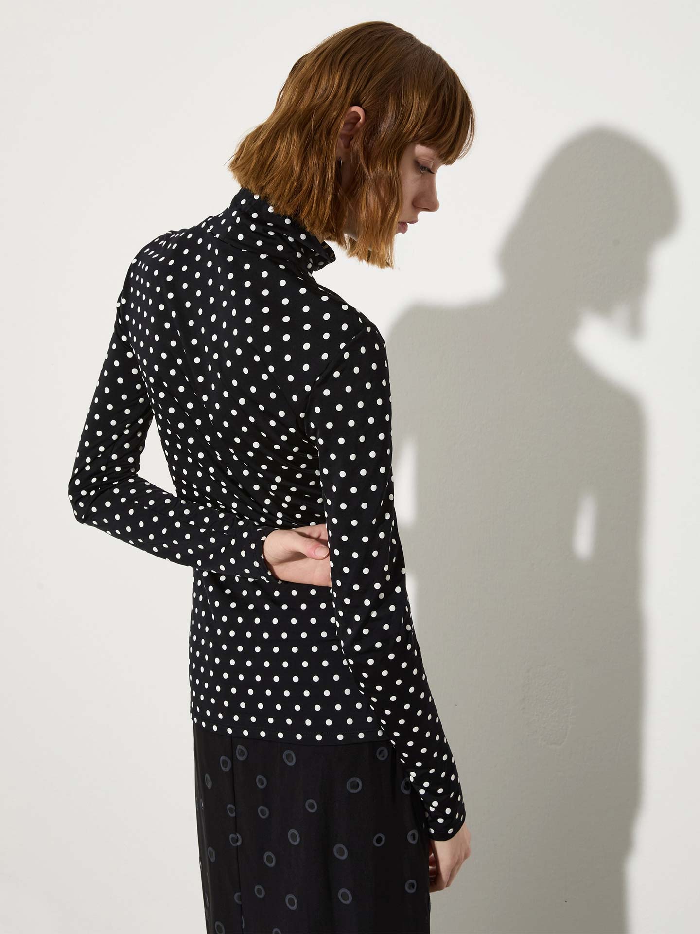 Camisola de Gola Alta e Luvas MCOFUGGITO