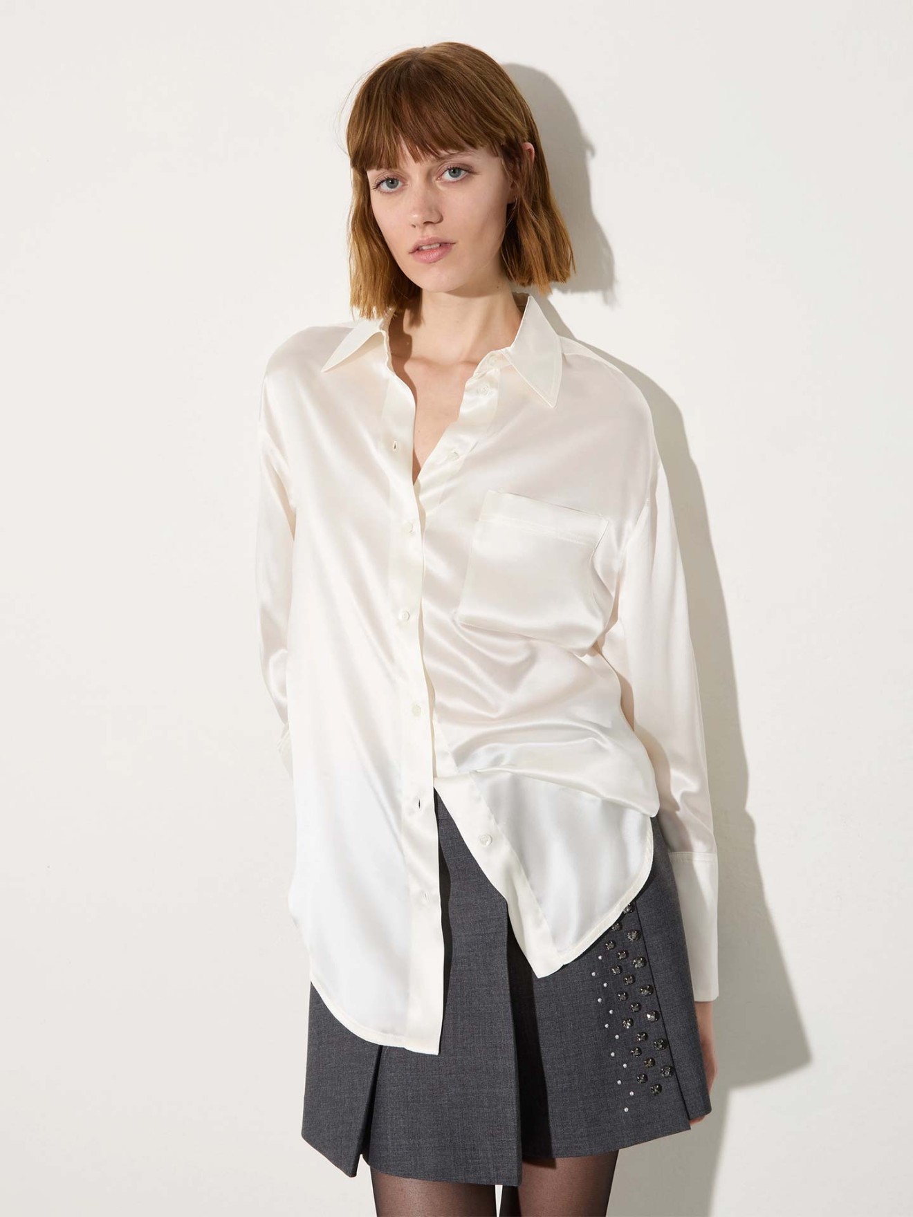 Camisa Larga de Cetim MCOANGRI