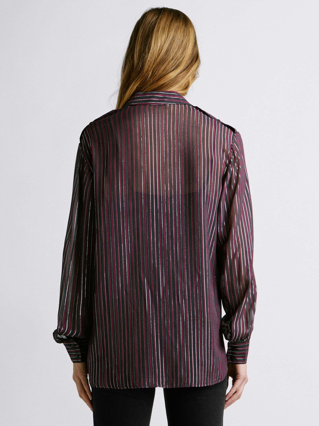 Camisa Fluida Semi Transparente �s Riscas