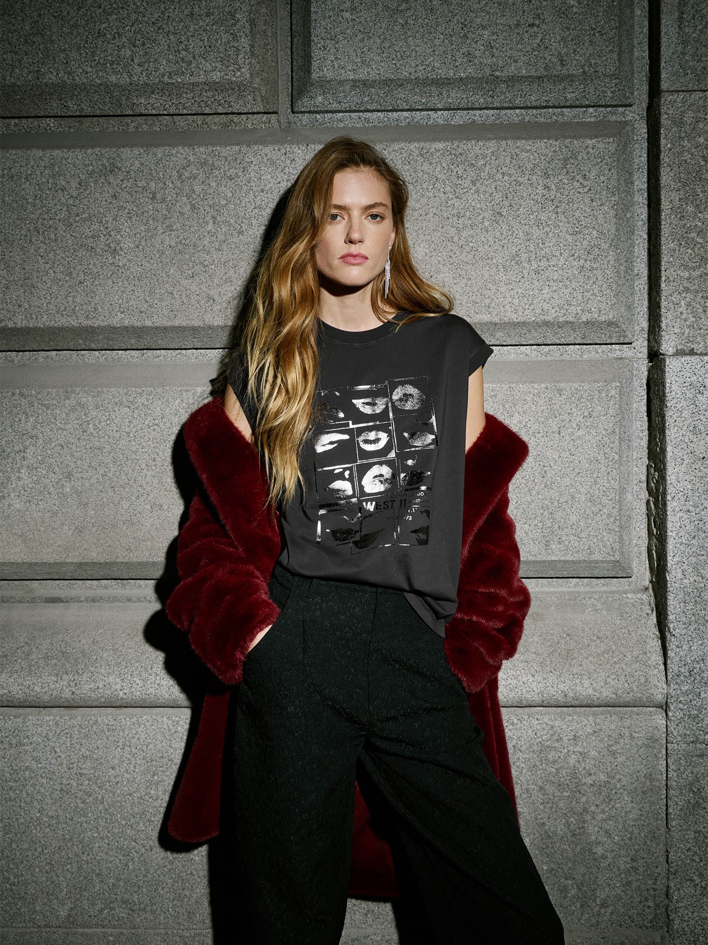 T-shirt com Estampado Gráfico de Lábios