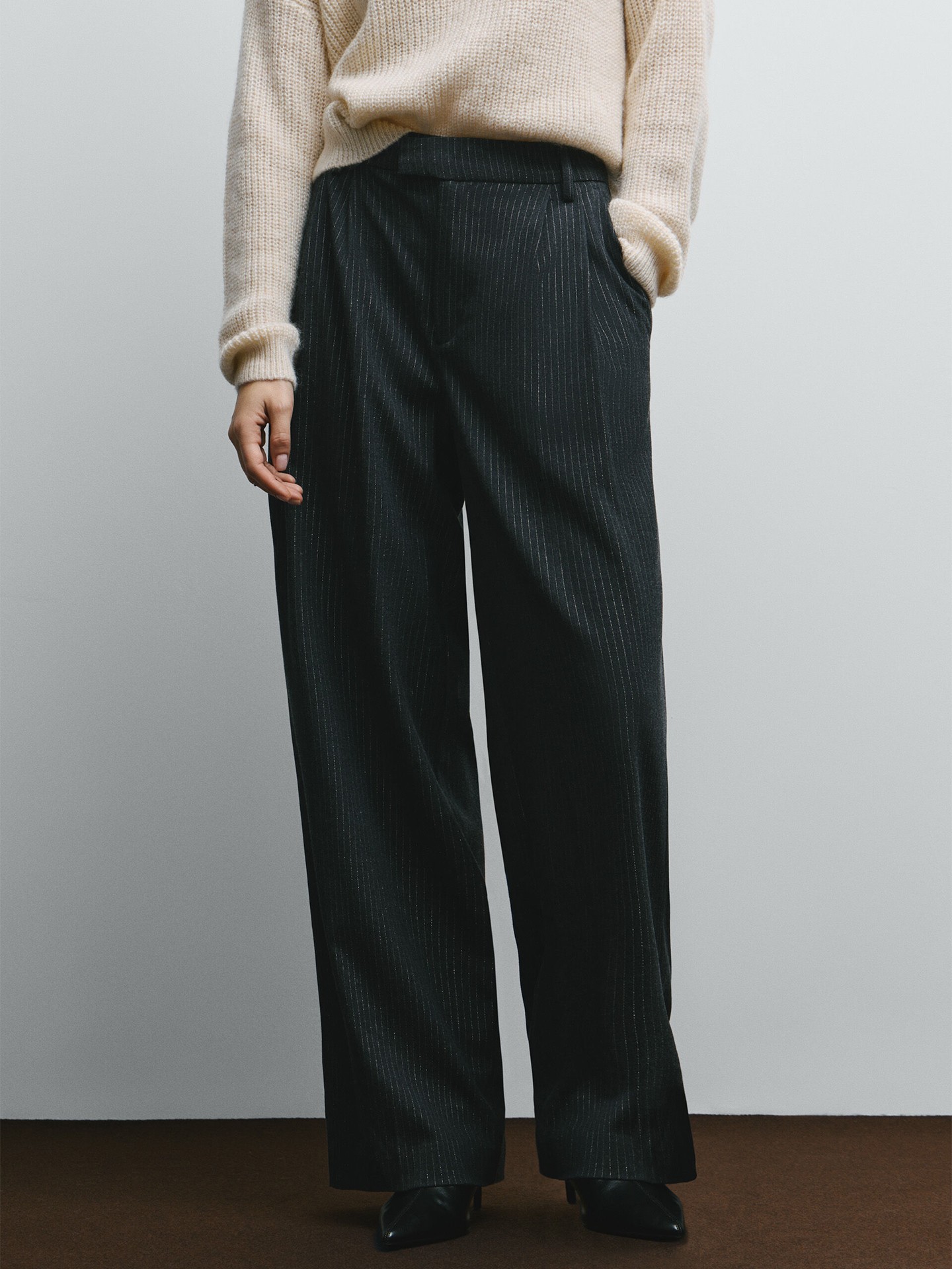 Calças Largas de Cintura Subida com Riscas