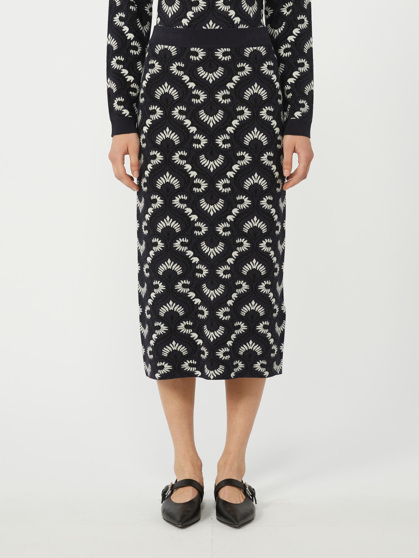 Saia Midi Lápis em Malha WKDVACUO