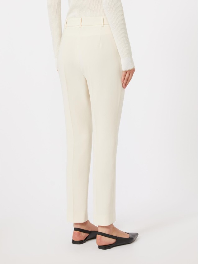 Calças Cropped de Corte Reto JERTA