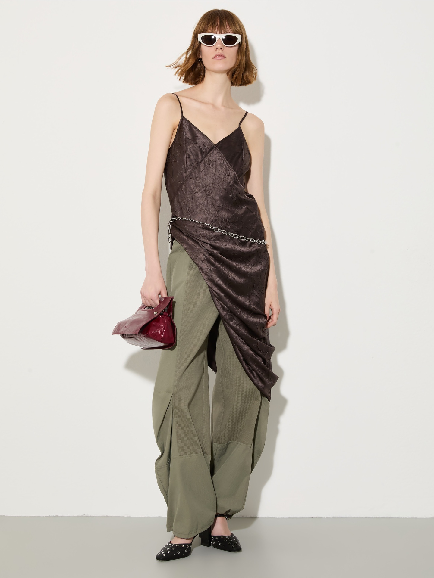 Vestido Midi Slip Dress de Cetim MCOFAVELLA