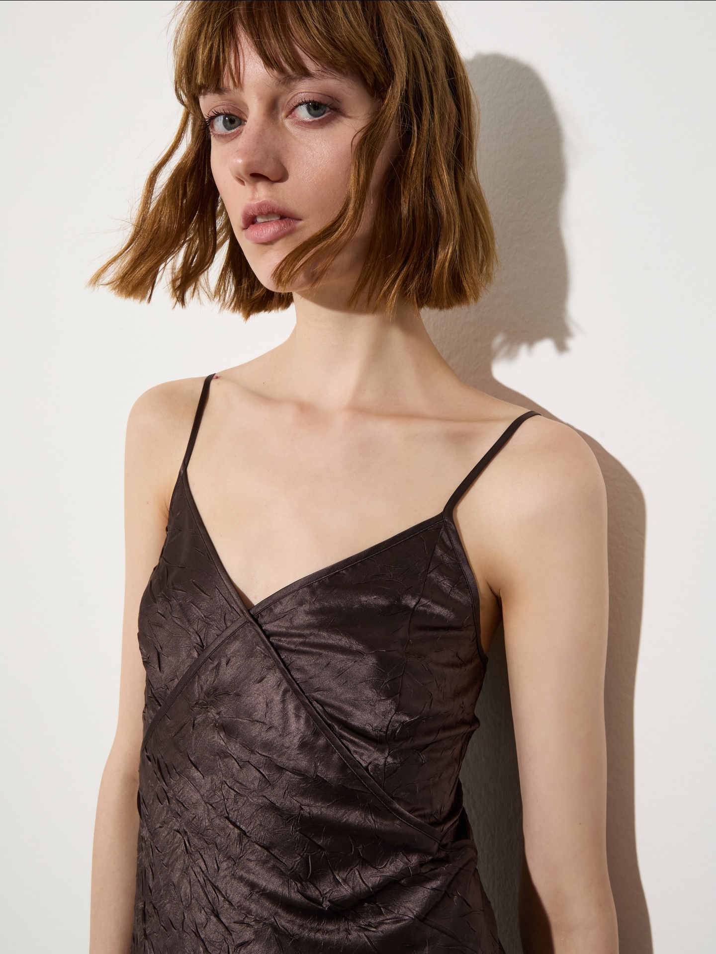 Vestido Midi Slip Dress de Cetim MCOFAVELLA