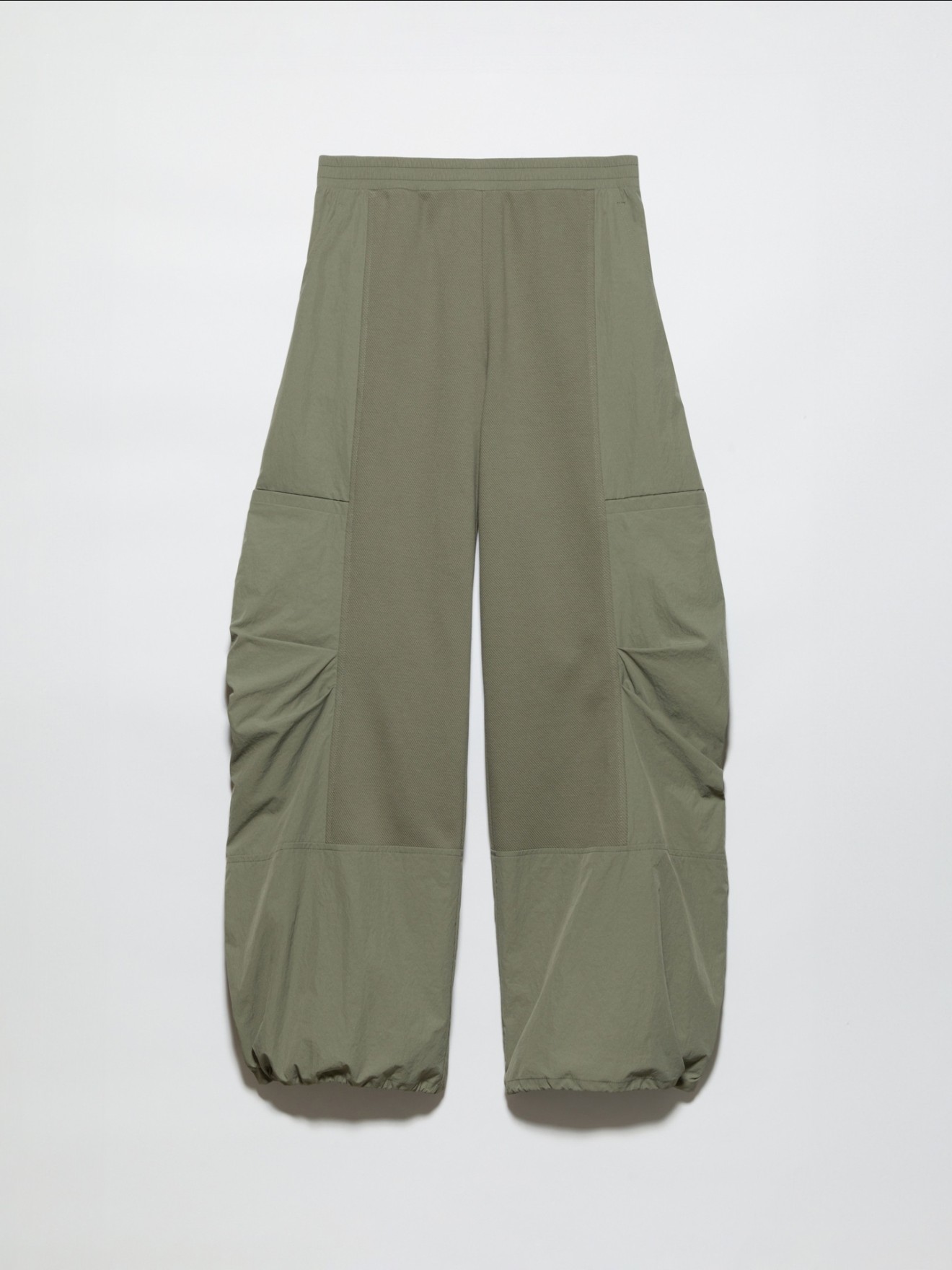 Cal�as Cargo Largas MCOTAMBUTO