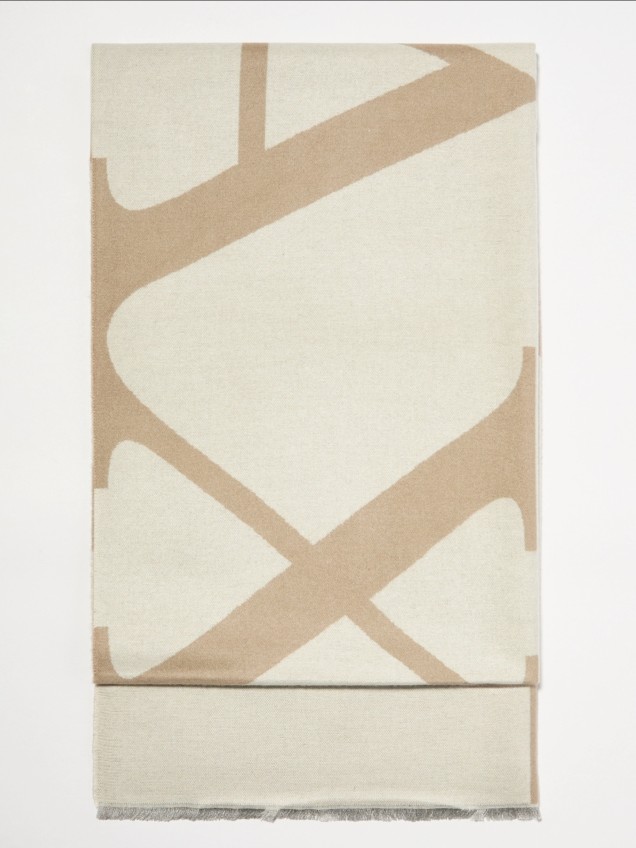 Estola com Maxi Log�tipo MCAINDOLE