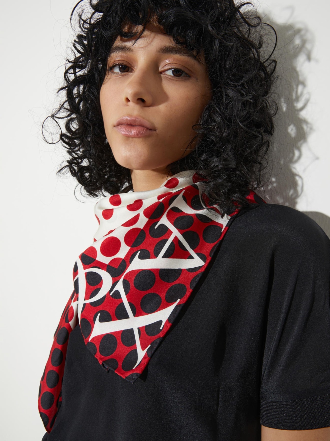 Len�o Quadrado de Seda MCABATTISTA