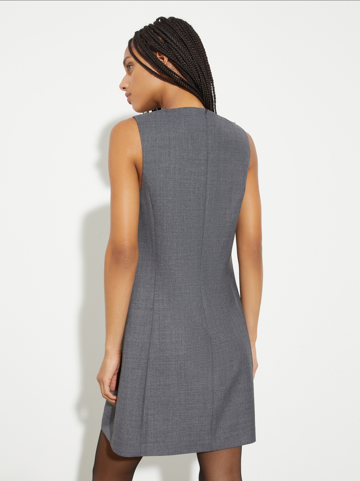 Vestido Curto Sem Mangas MCOUGOLA