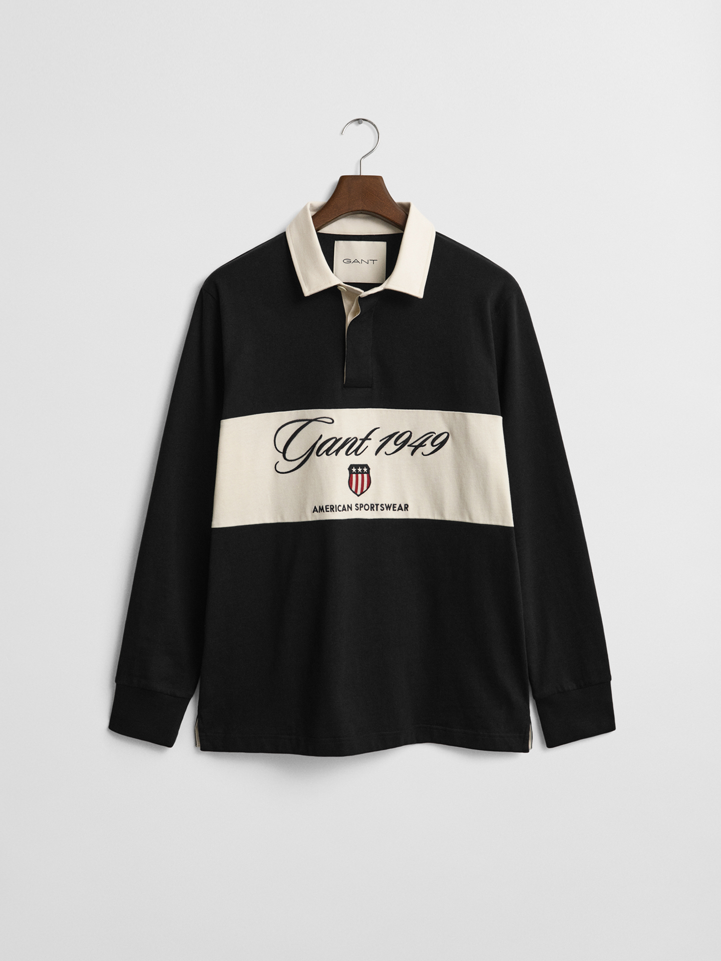 Polo com Bordado no Peito