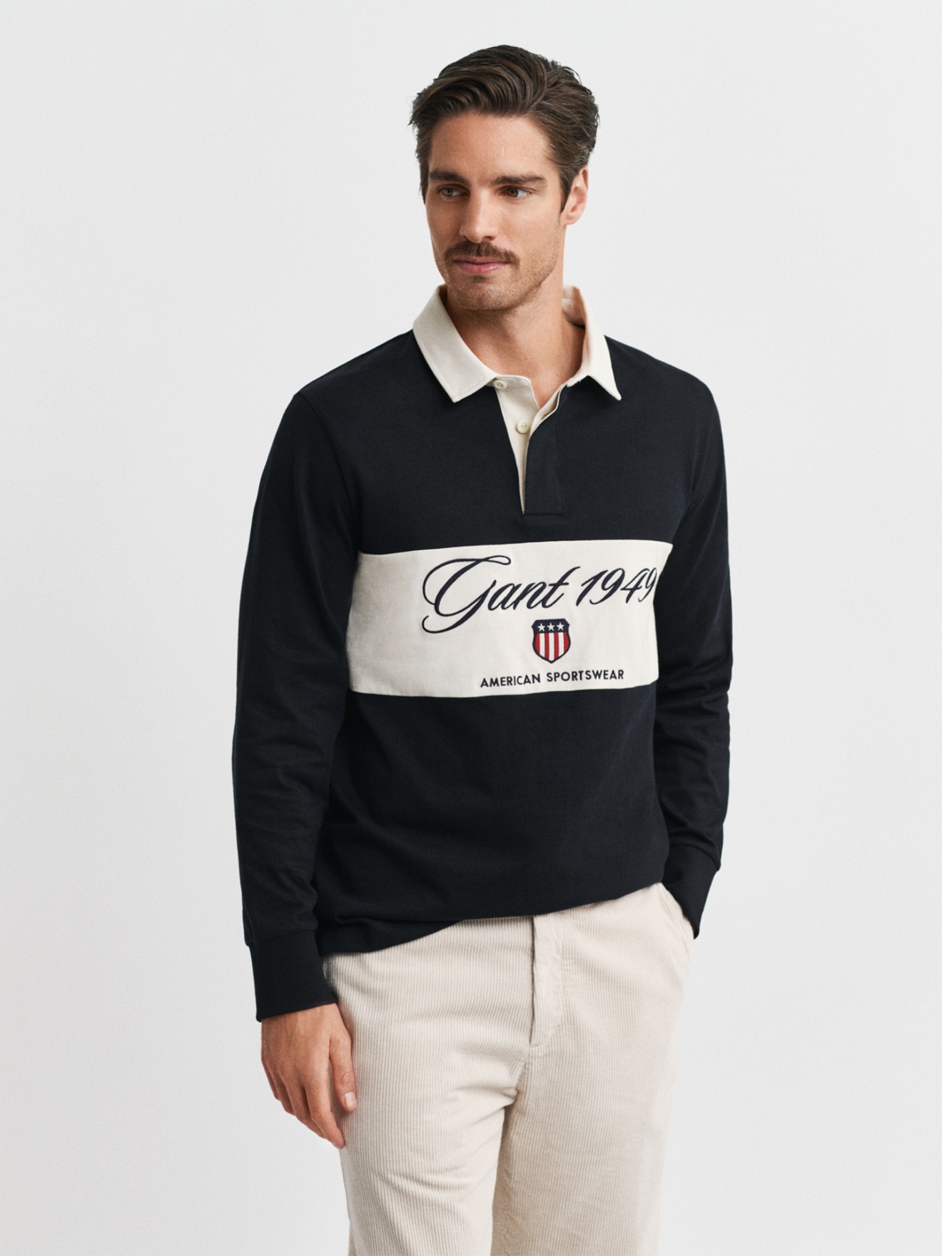 Polo com Bordado no Peito