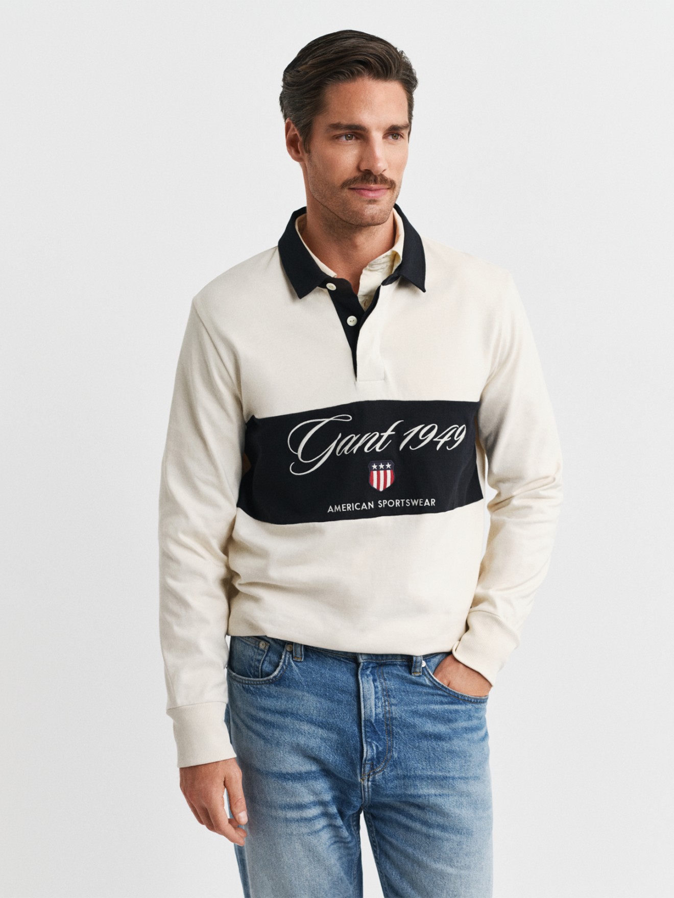 Polo com Bordado no Peito