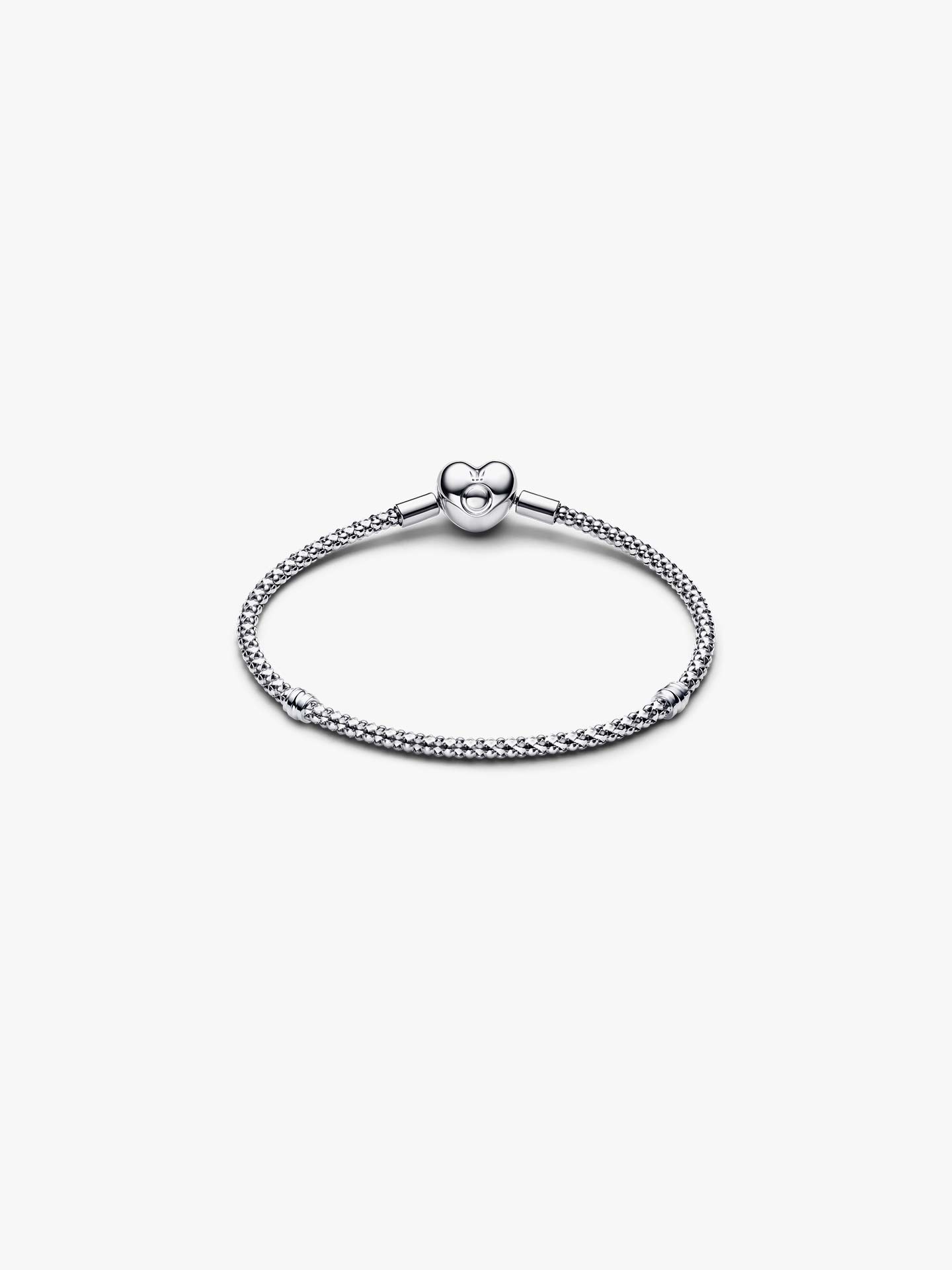 Pulseira de Corrente com Tachas Fecho Coração