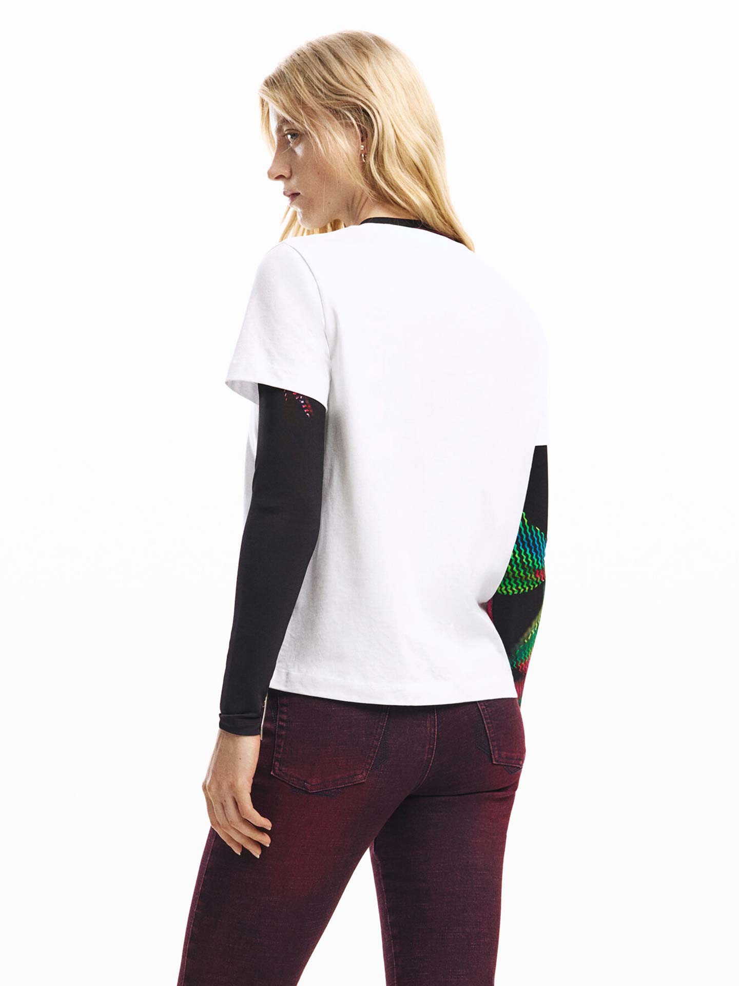 T-shirt com Estampado de Coração