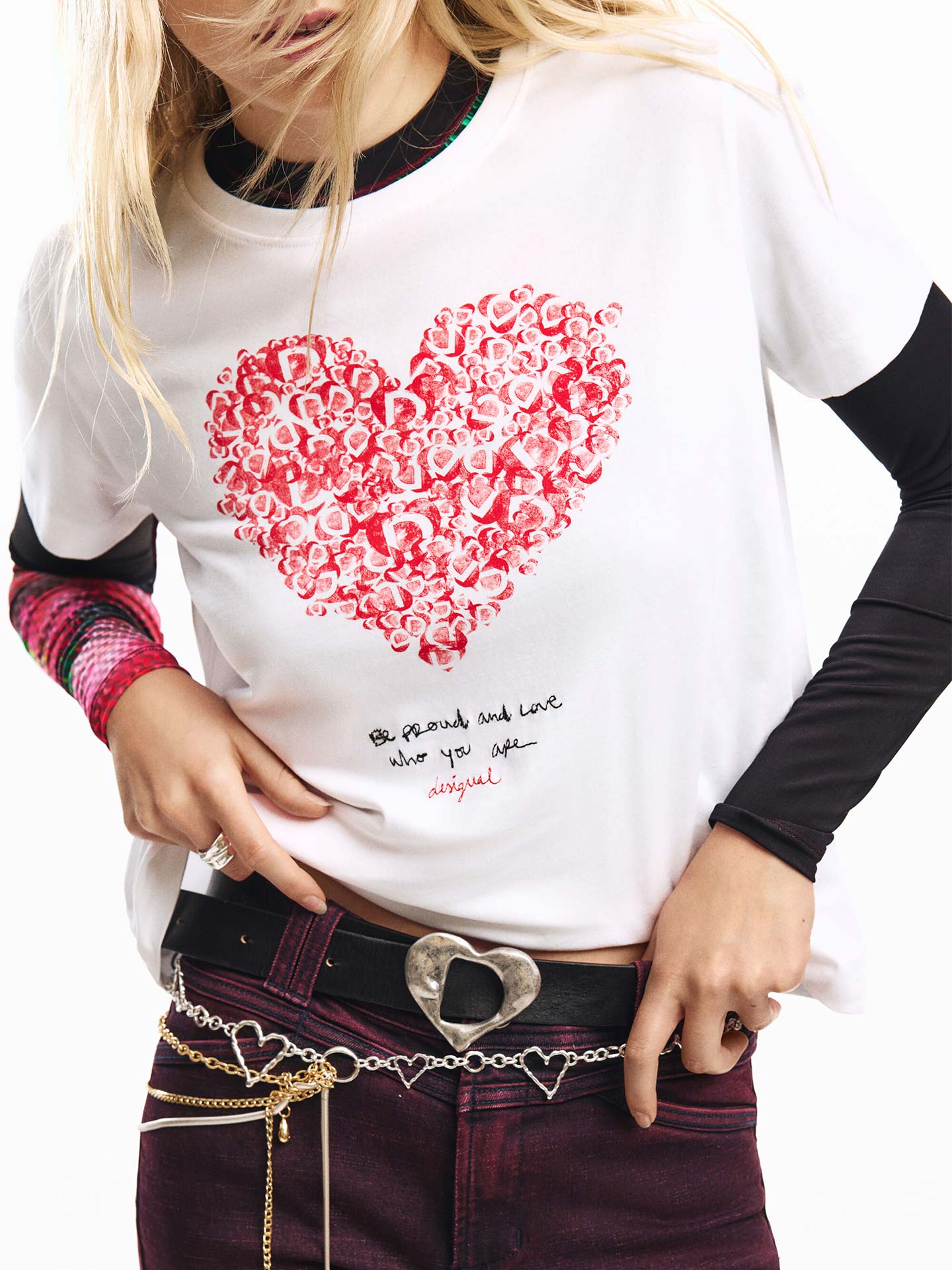 T-shirt com Estampado de Coração