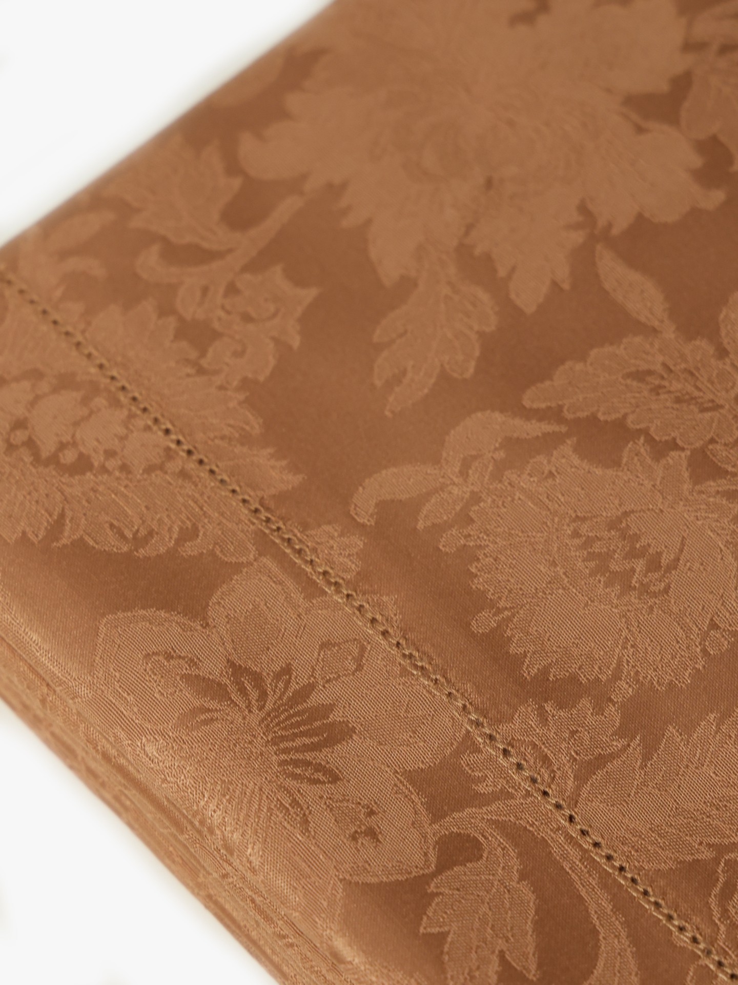 Toalha de Mesa Baronesa