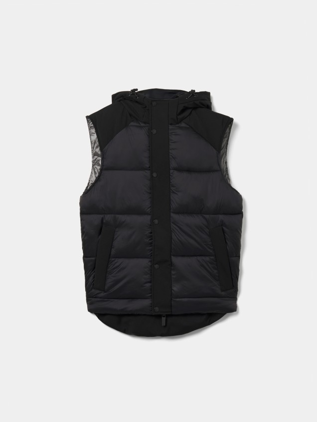 Colete Acolchoado com Capuz