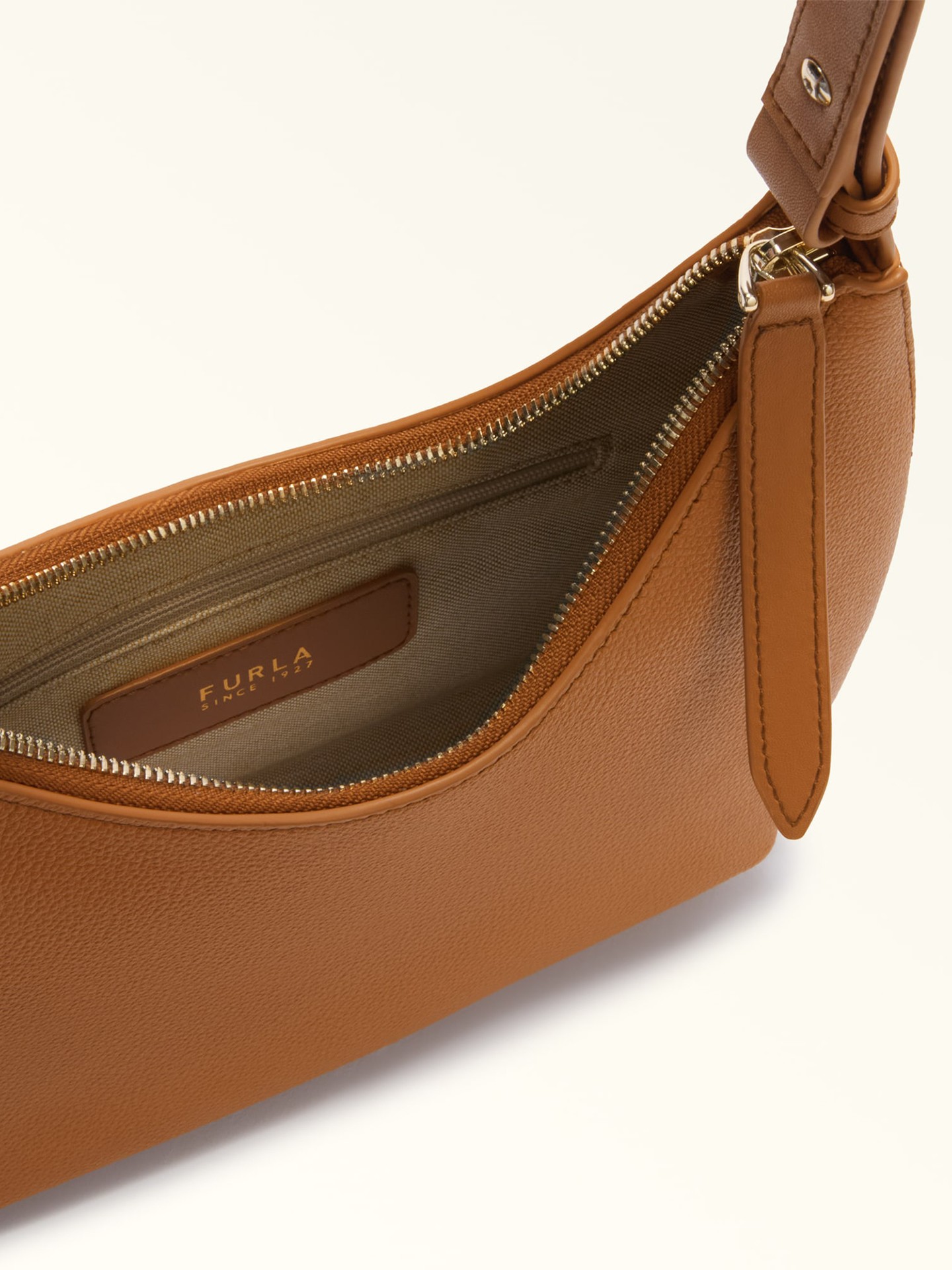 Mala de Ombro Goccia S em Pele