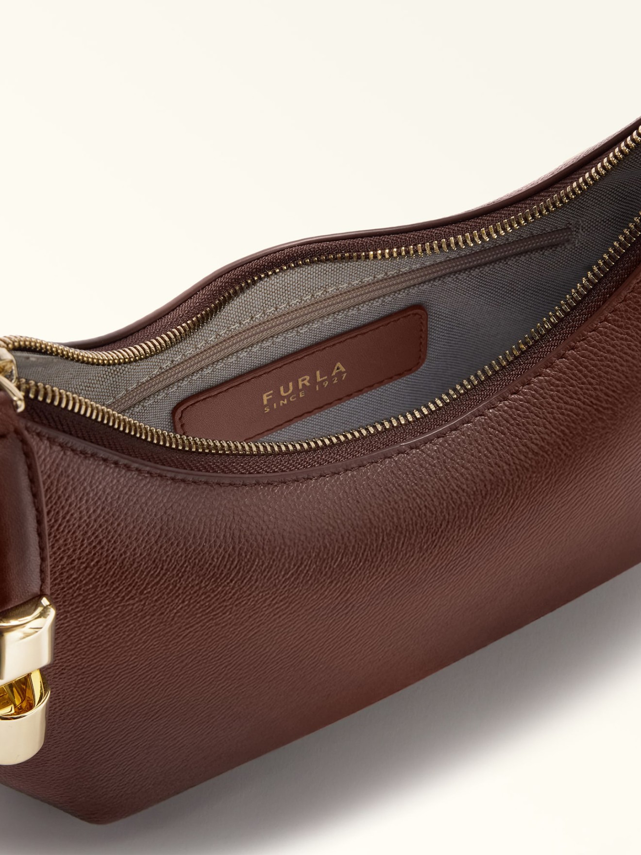 Mala de Ombro Goccia S em Pele