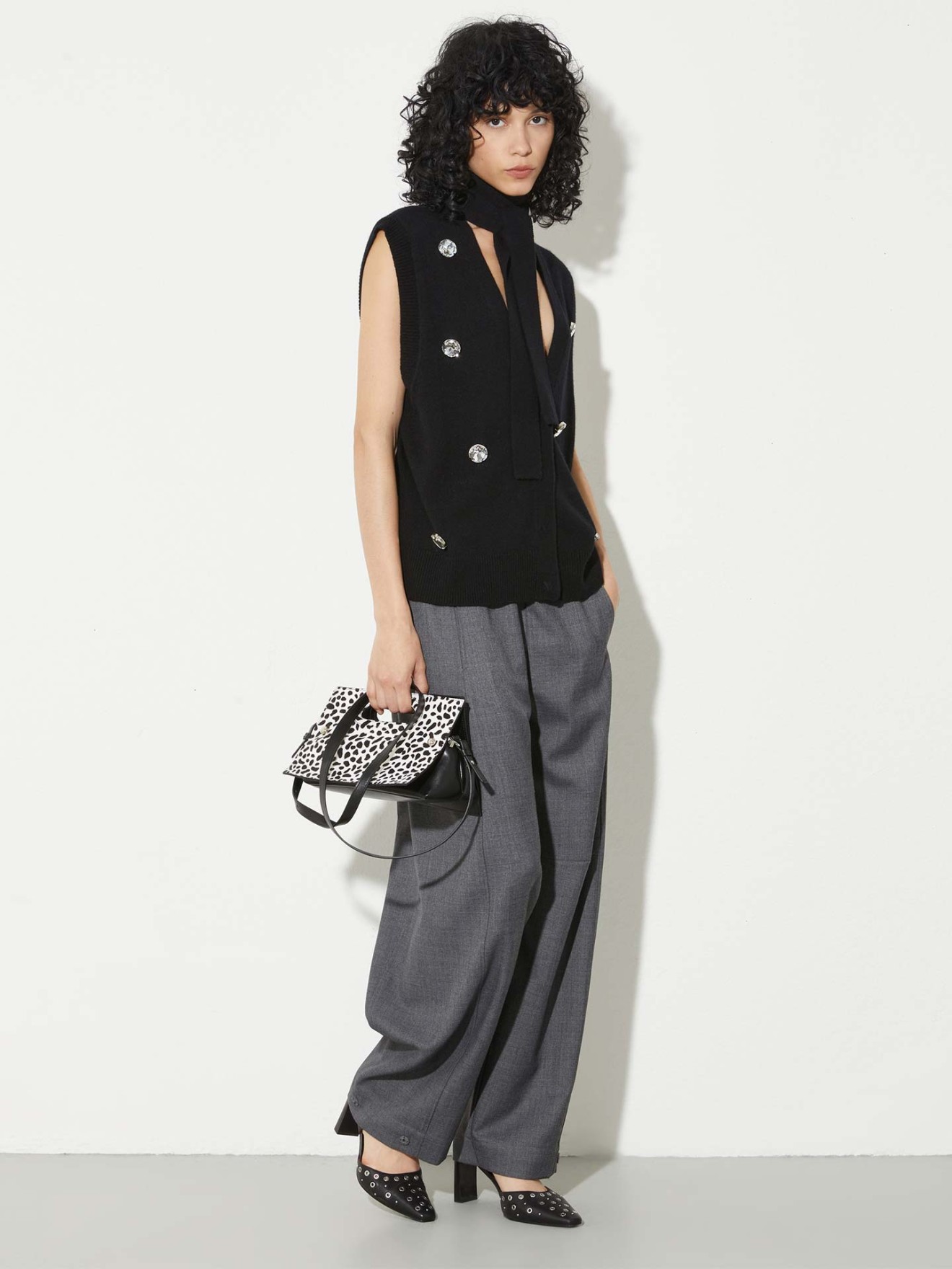 Cal�as com Perna Bal�o MCONOME