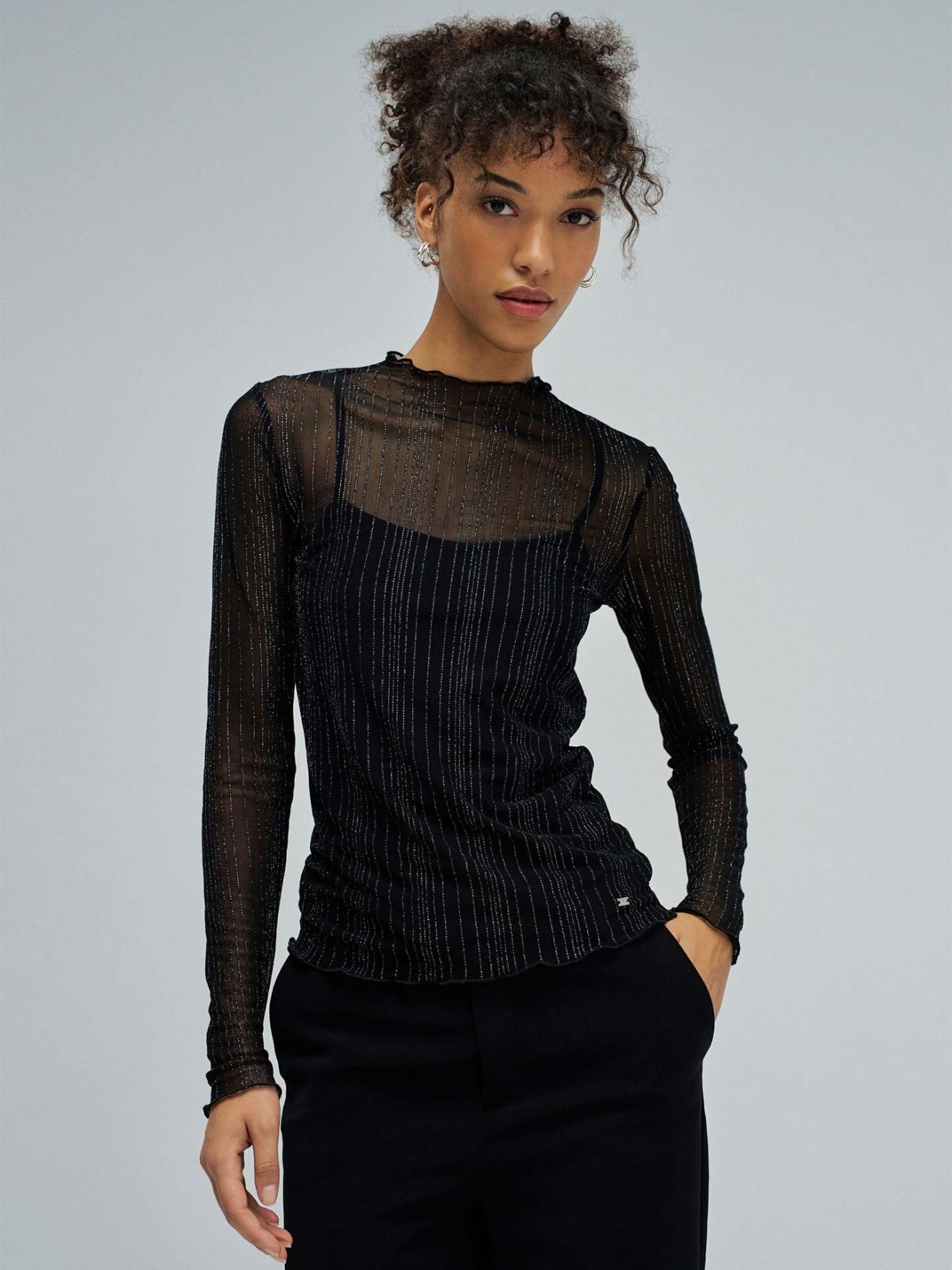 Camisola de Tule com Fios Lurex