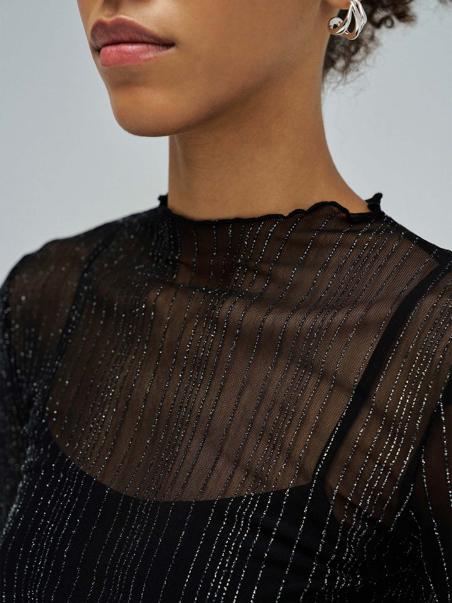 Camisola de Tule com Fios Lurex