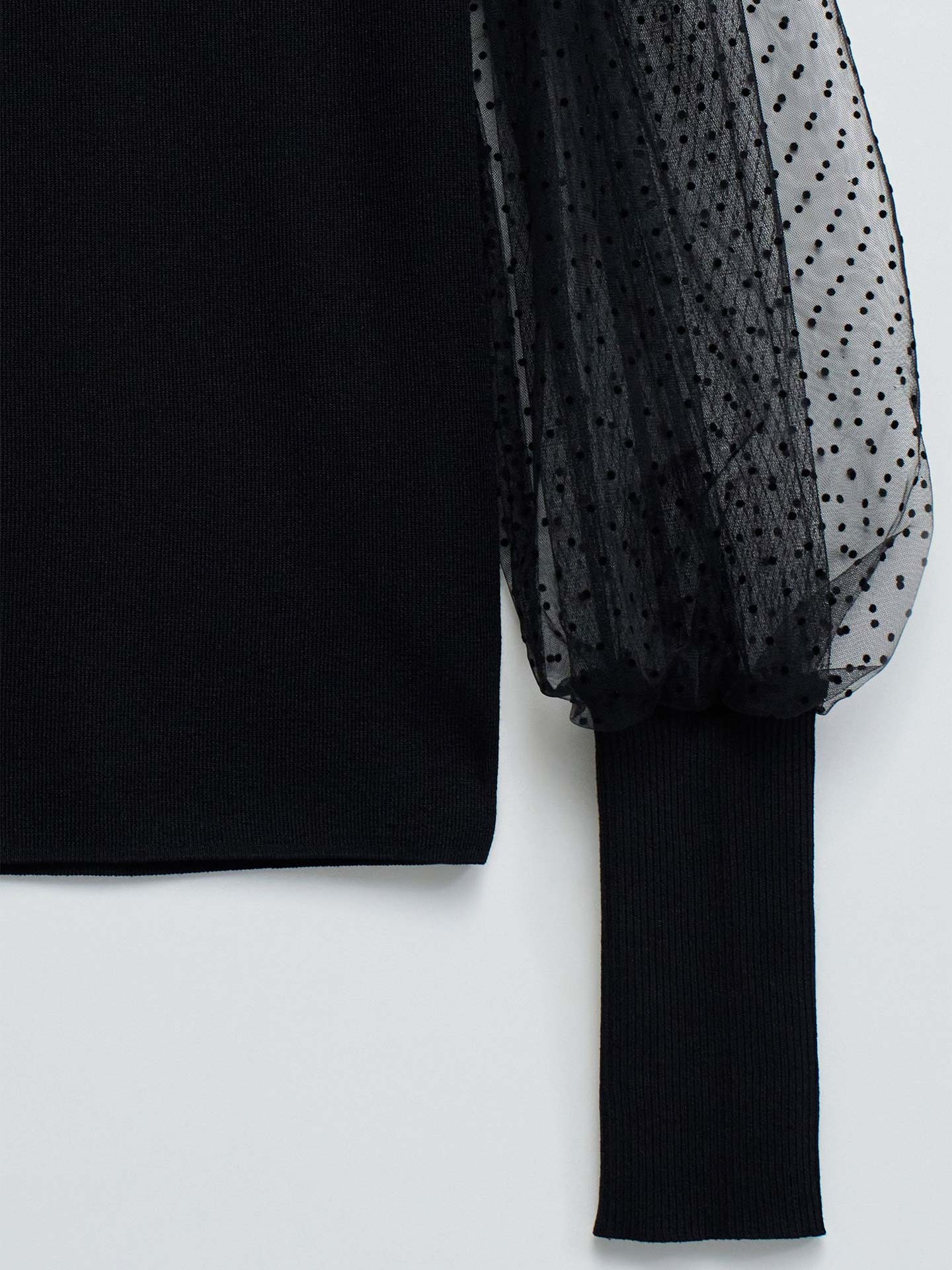 Camisola de Malha Slim Fit com Mangas Abalonadas