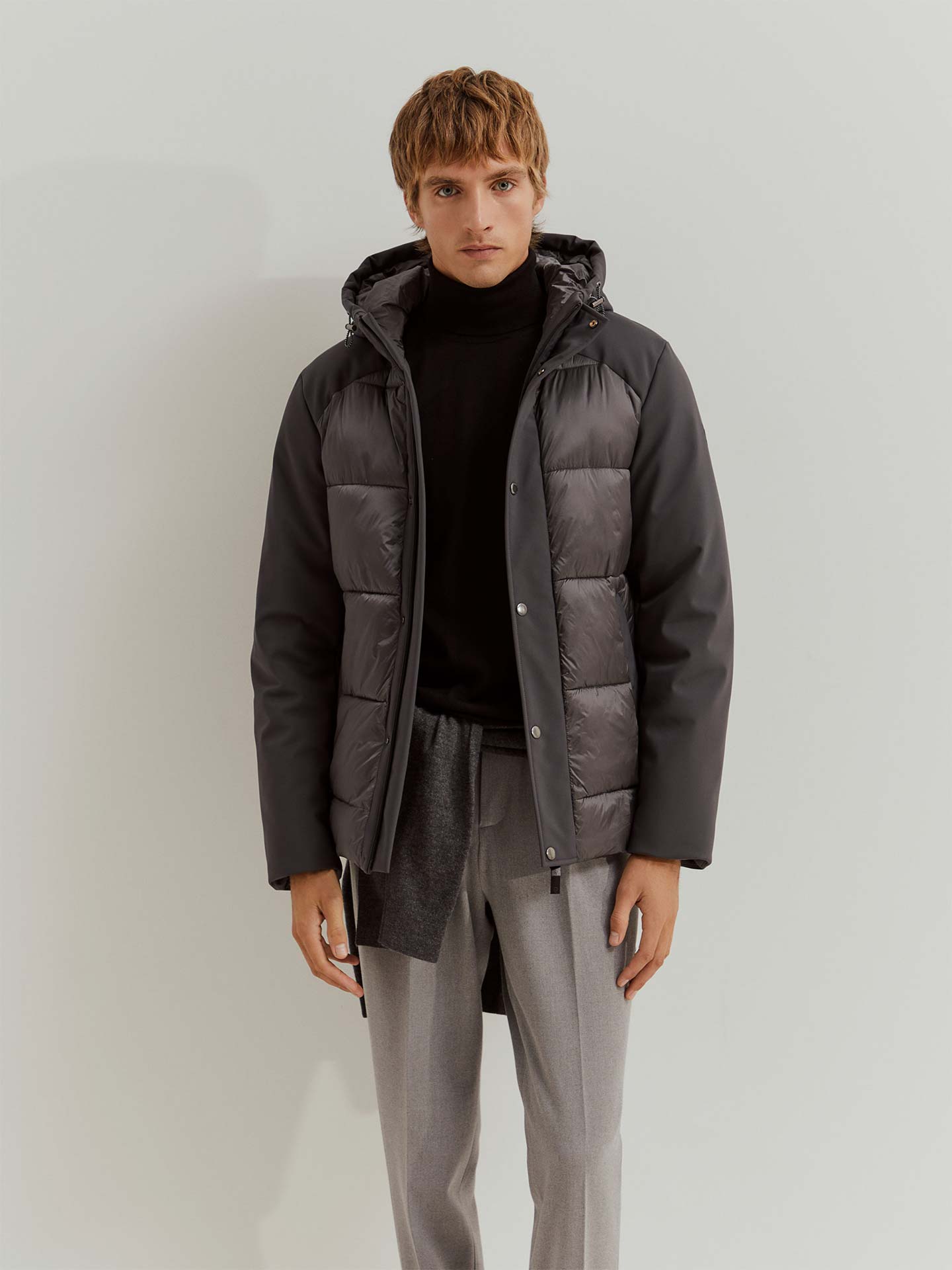 Blusão Acolchoado com Capuz