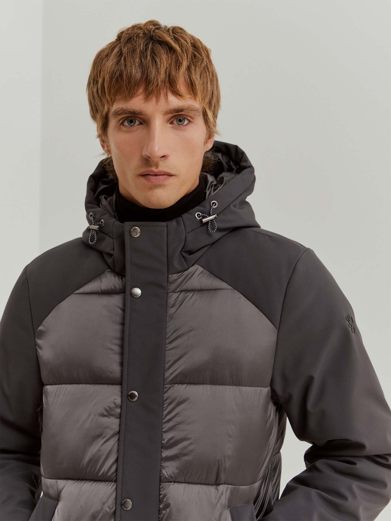 Blusão Acolchoado com Capuz