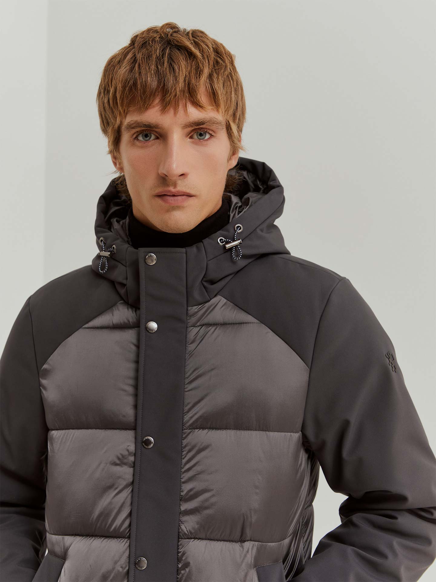 Blusão Acolchoado com Capuz