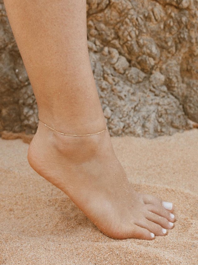 Pulseira de Pé Pura Linear