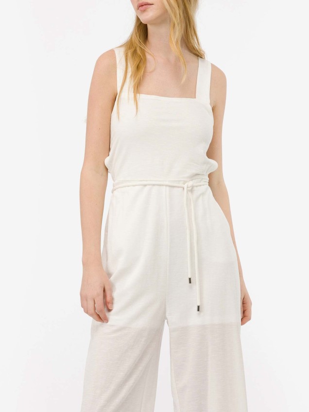 Macacão com Cordão