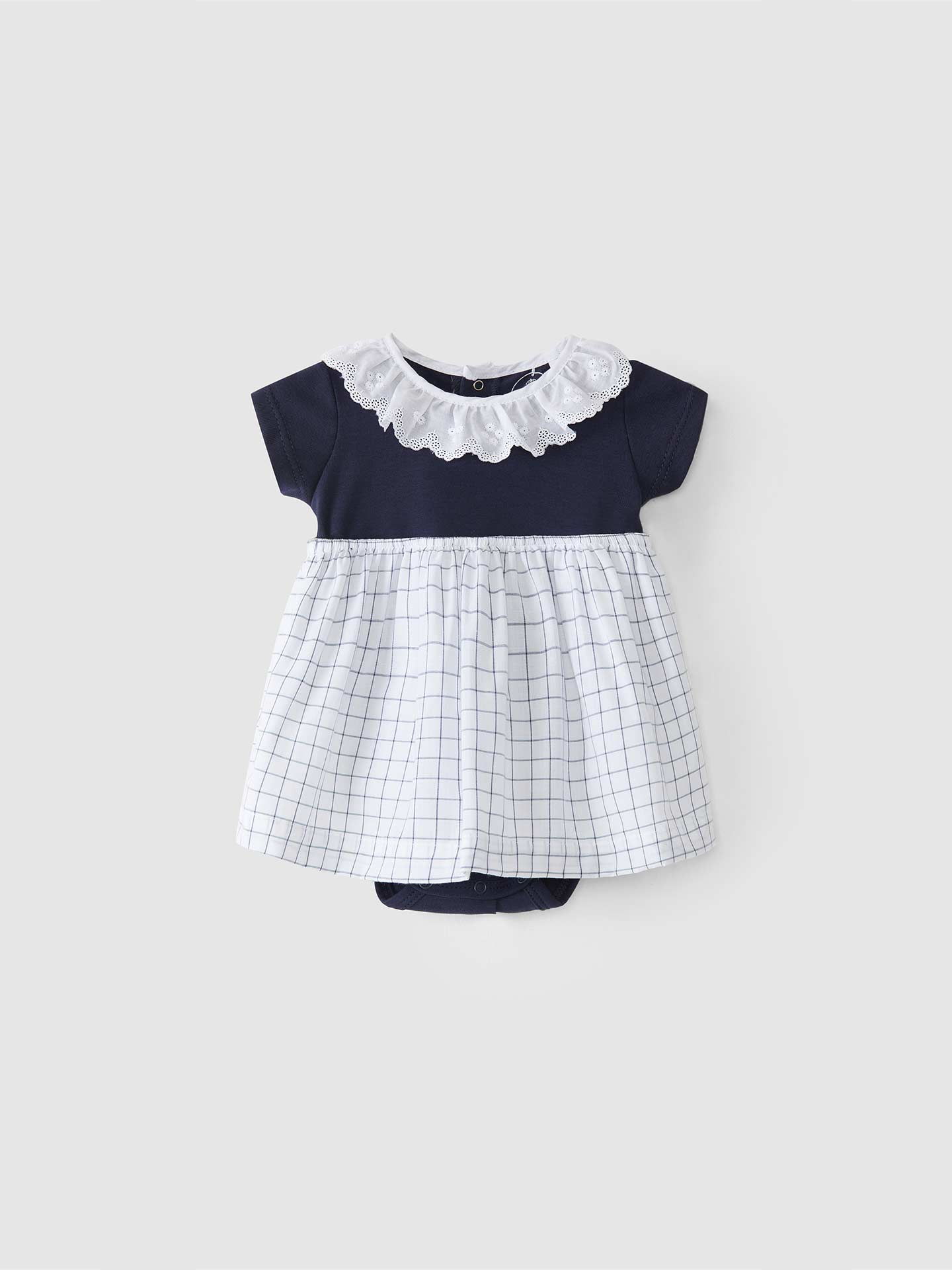 Vestido com Padrão