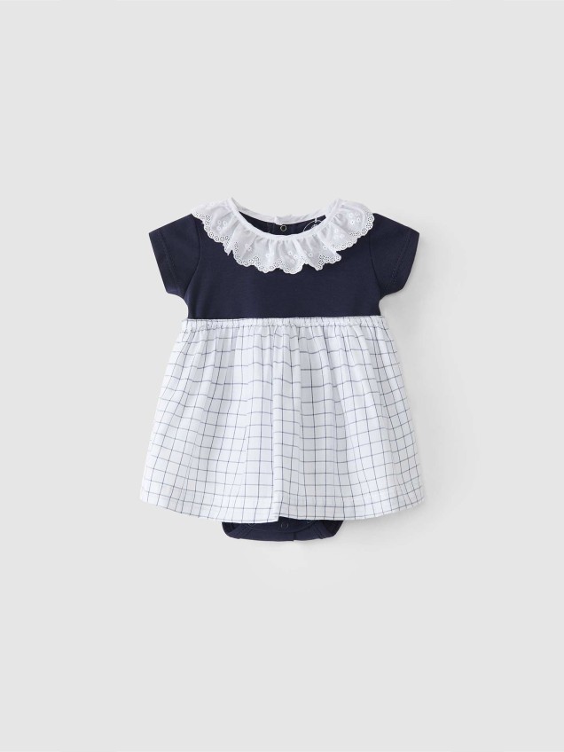 Vestido com Padrão