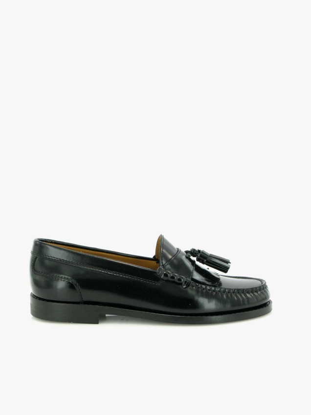 Loafers Sarah em Pele Com Borlas