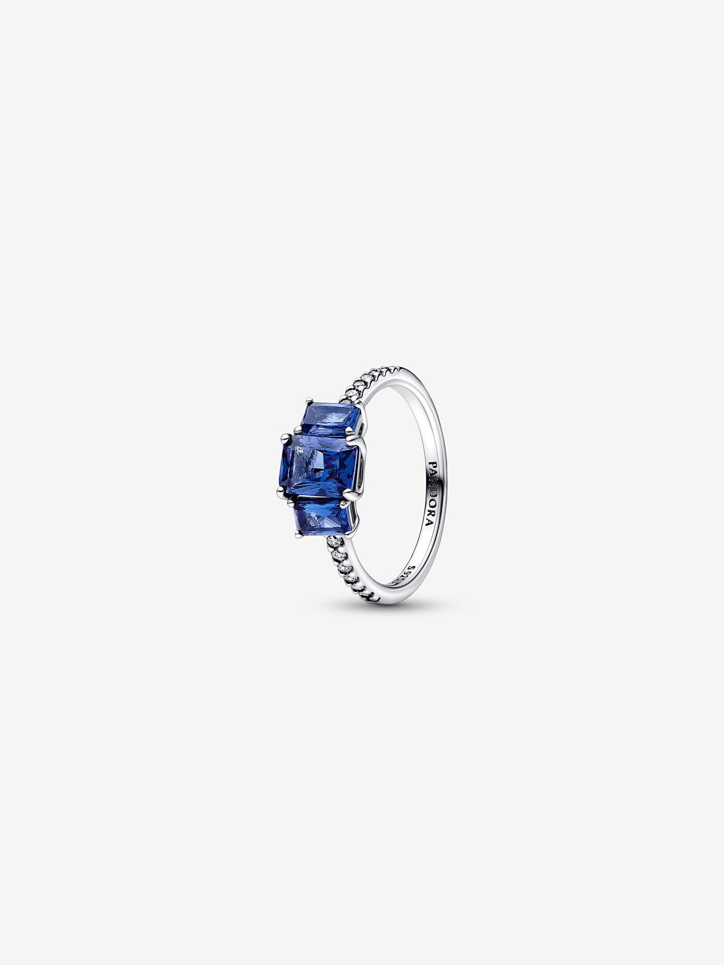 Anel Blue Rectangular Three Stone Sparkling
