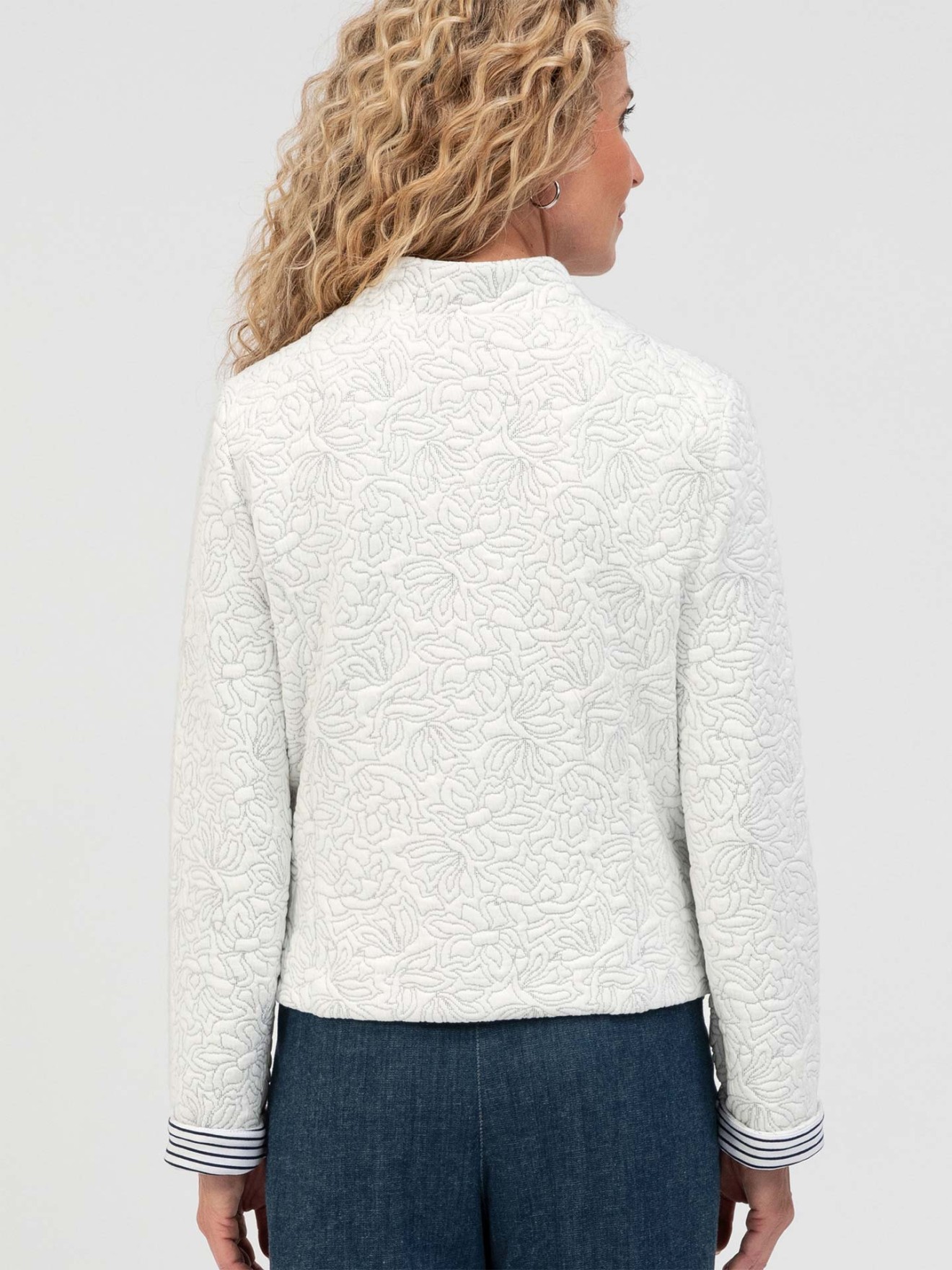 Casaco em Malha Jacquard Kathi