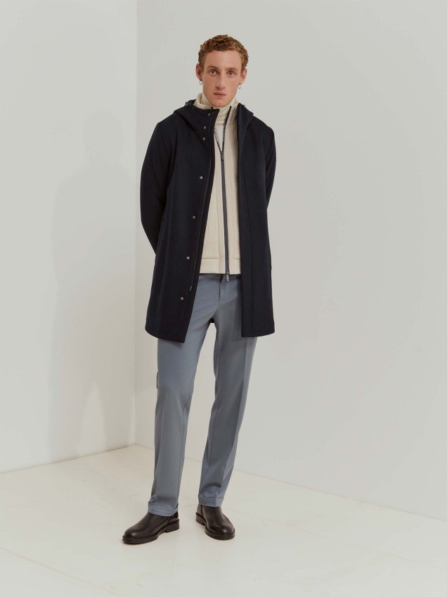 Sobretudo Comprido com Capuz