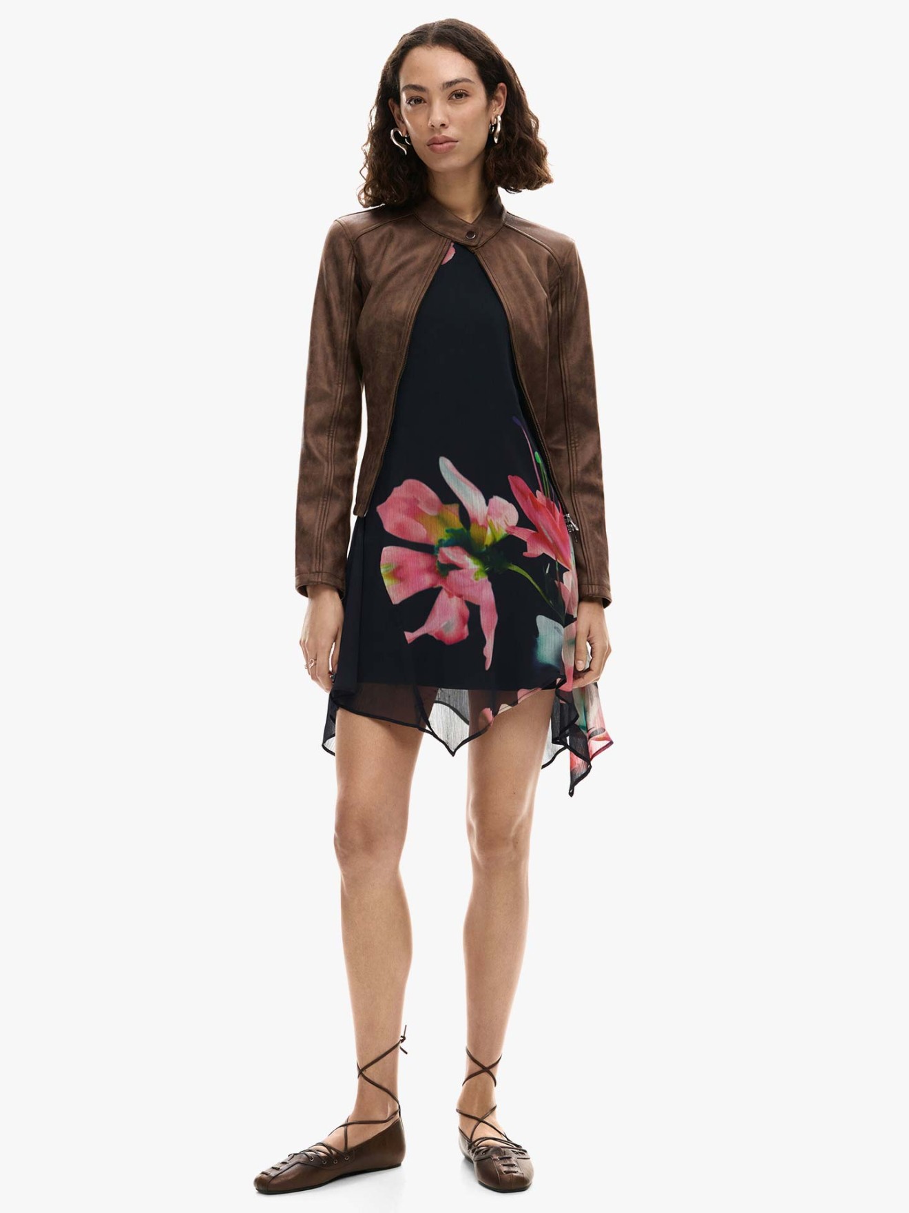 Vestido Midi Assim�trico de Tule