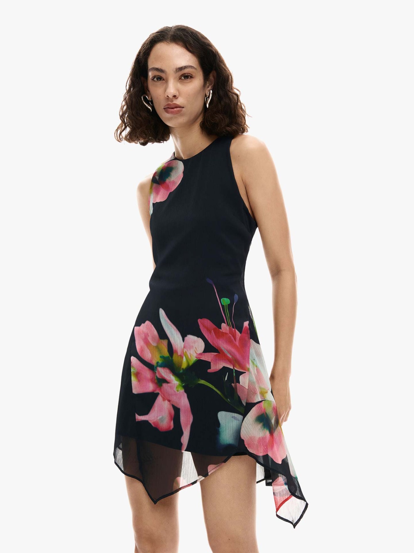 Vestido Midi Assim�trico de Tule