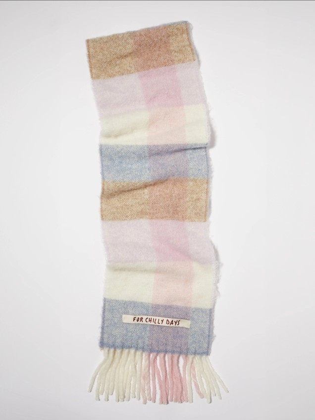 Cachecol com Padrão e Franjas MCLPATTINO