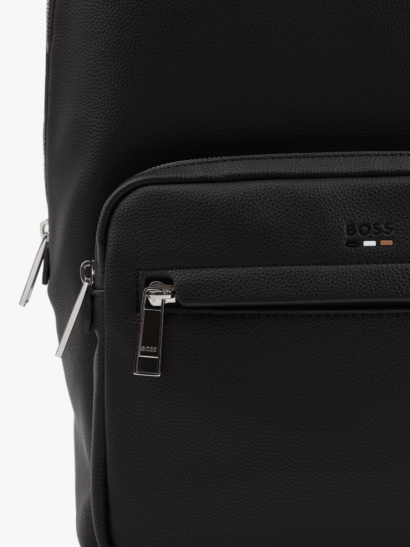 Mochila em Material Sintético Granulado