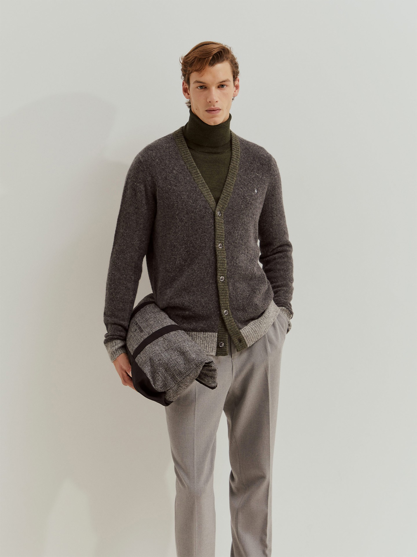 Casaco de Malha com Decote em V